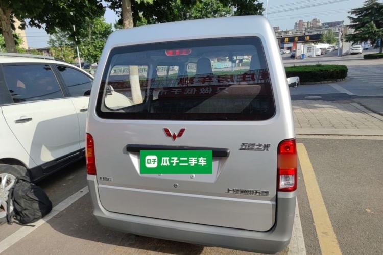 Used Wuling Zhiguang 2023 1.5L Practical Version 5/7 Seats Rear