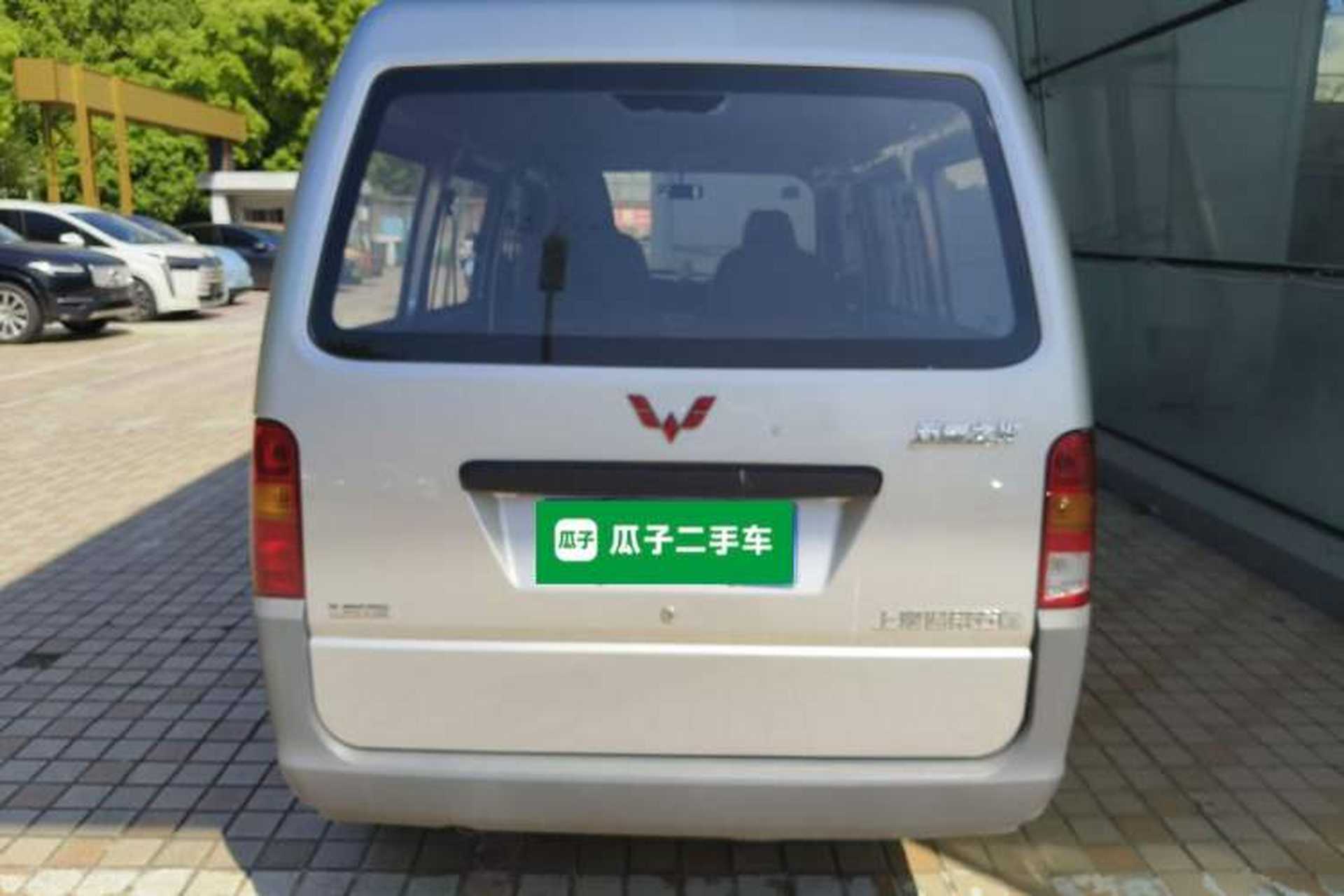 Used Wuling Zhiguang 2023 1.5L Practical Version 5/7 Seats Rear