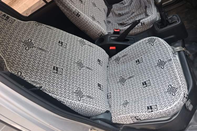 Used Wuling Zhiguang 2023 1.5L Practical Version 5/7 Seats Right Front Seat