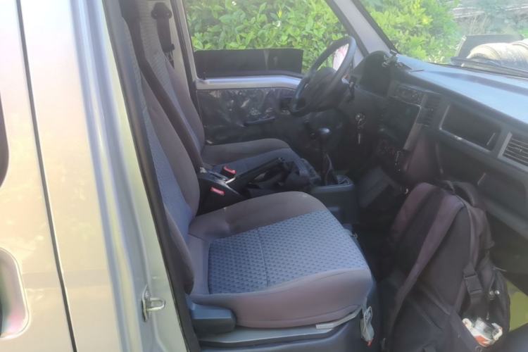 Used Wuling Zhiguang 2023 1.5L Practical Version 5/7 Seats Right Front Seat