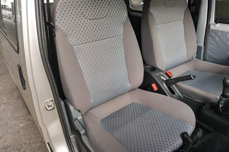 Used Wuling Zhiguang 2023 1.5L Practical Version 5/7 Seats Right Front Seat
