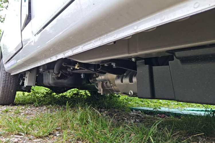 Used Wuling Zhiguang 2023 1.5L Practical Version 5/7 Seats Right Side Sill
