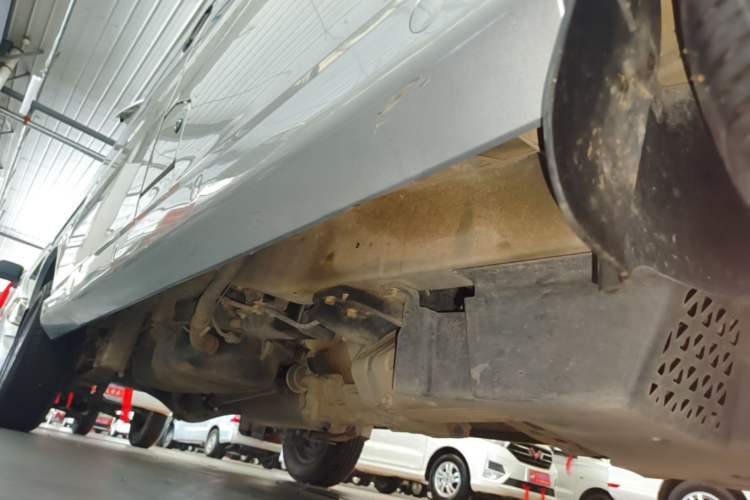 Used Wuling Zhiguang 2023 1.5L Practical Version 5/7 Seats Right Side Sill