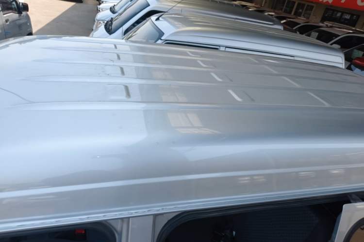 Used Wuling Zhiguang 2023 1.5L Practical Version 5/7 Seats Roof