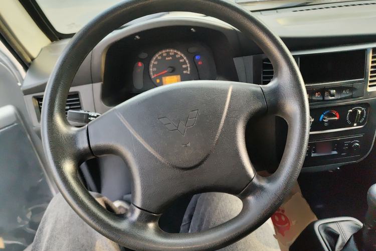 Used Wuling Zhiguang 2023 1.5L Utility Version with Enclosed Windows 2 Seats Steering Wheel