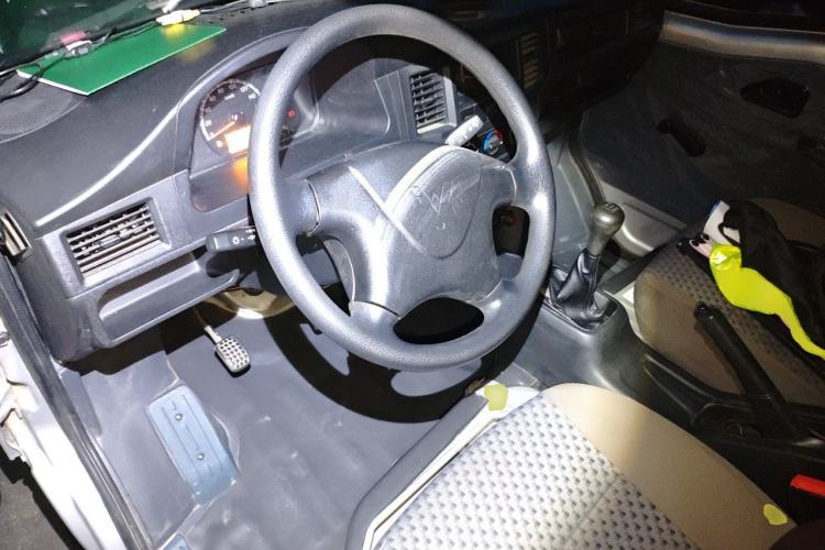 Used Wuling Zhiguang 2023 1.5L Utility Version with Enclosed Windows 2 Seats Steering Wheel