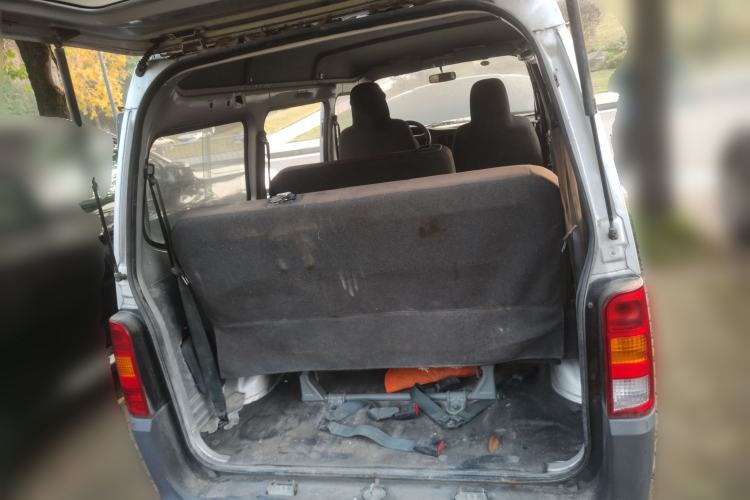 Used Wuling Zhiguang 2023 1.5L Practical Version 5/7 Seats Trunk