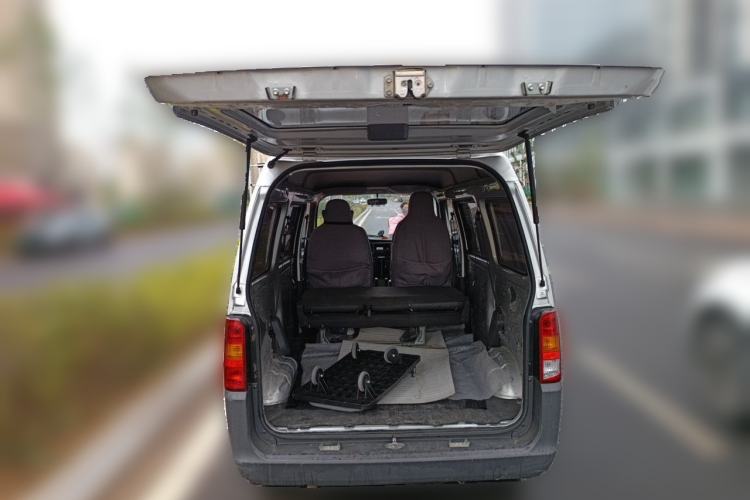Used Wuling Zhiguang 2023 1.5L Practical Version 5/7 Seats Trunk