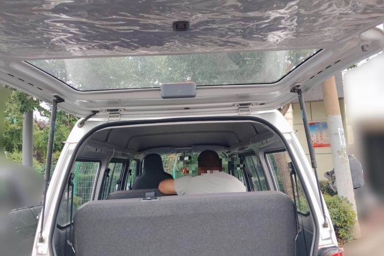 Used Wuling Zhiguang 2023 1.5L Practical Version 5/7 Seats Trunk