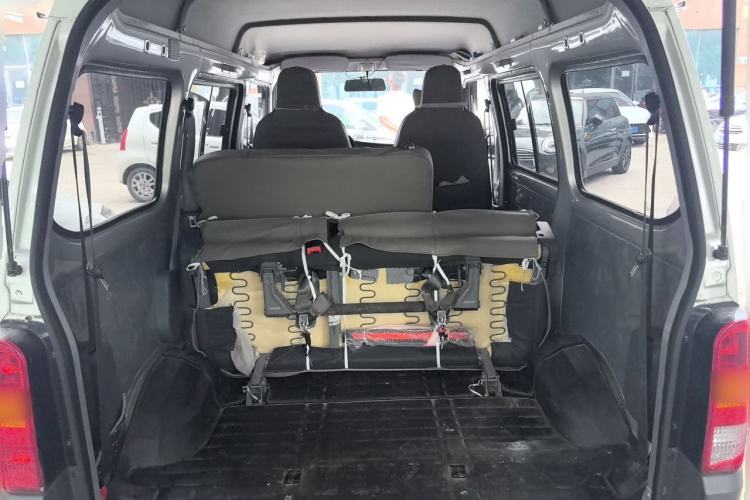 Used Wuling Zhiguang 2023 1.5L Practical Version 5/7 Seats Trunk