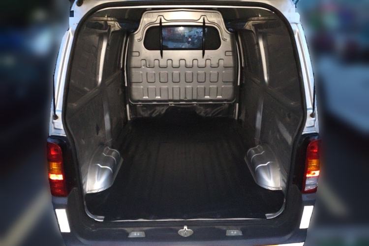 Used Wuling Zhiguang 2023 1.5L Utility Version with Enclosed Windows 2 Seats Trunk