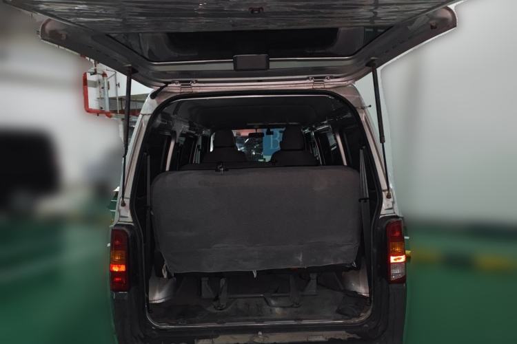 Used Wuling Zhiguang 2023 1.5L Practical Version 5/7 Seats Trunk