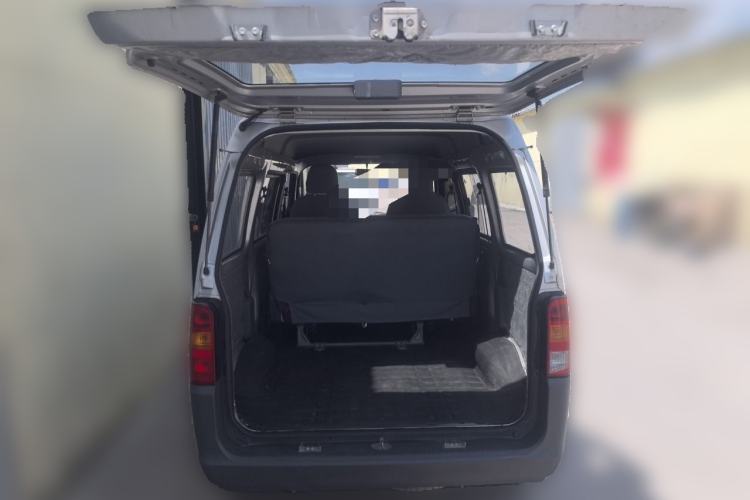 Used Wuling Zhiguang 2023 1.5L Practical Version 5/7 Seats Trunk