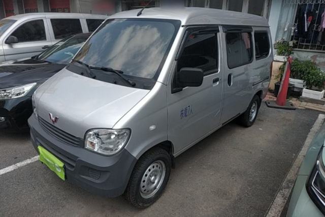 Used Wuling Zhiguang 2023 1.5L Practical Version 5/7 Seats