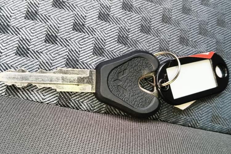 Used Wuling Zhiguang 2023 1.5L Practical Version 5/7 Seats Vehicle Key