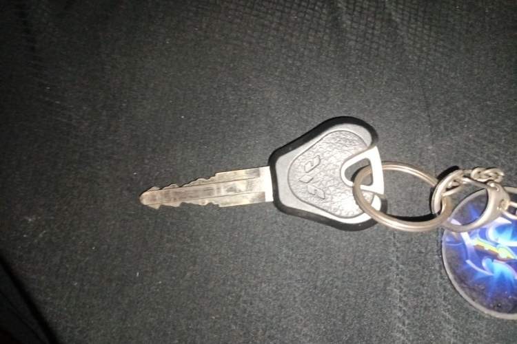 Used Wuling Zhiguang 2023 1.5L Practical Version 5/7 Seats Vehicle Key