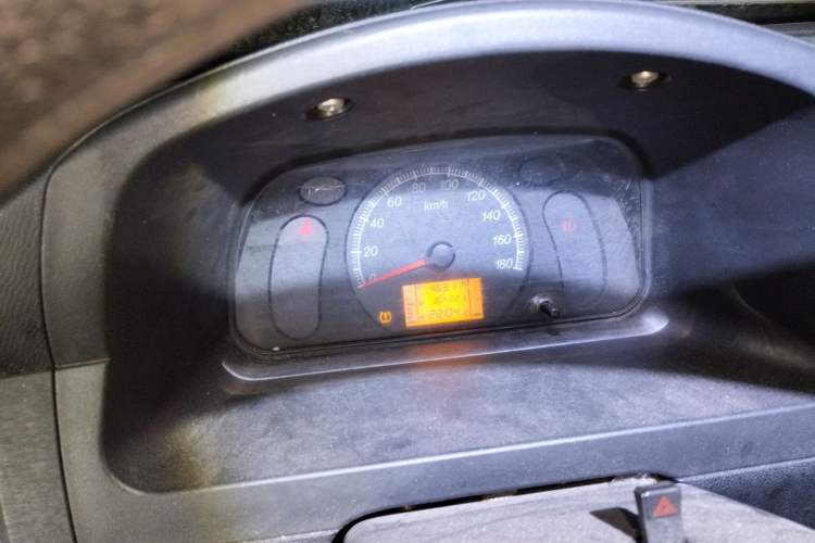 Used Wuling Zhiguang 2023 1.5L Practical Version 5/7 Seats Instrument Cluster