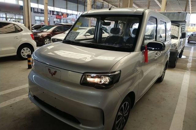 Ojetý Wuling Zhiguang New Energy 2025 Standard Model
