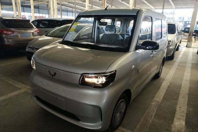 Ojetý Wuling Zhiguang New Energy 2025 Standard Model