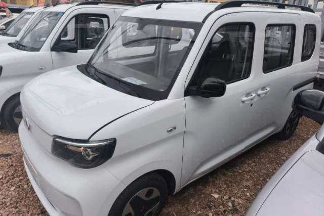 Used Wuling Zhiguang New Energy 2025 Comfort Model