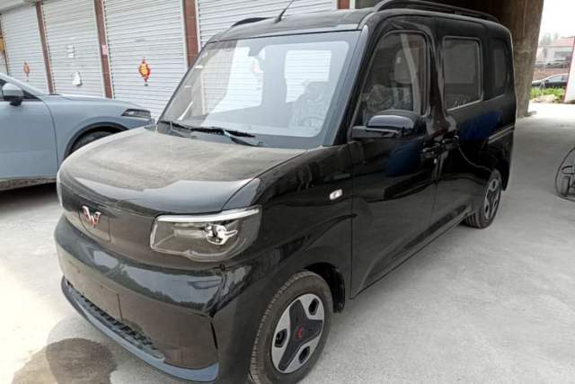 Used Wuling Zhiguang New Energy 2025 Comfort Model