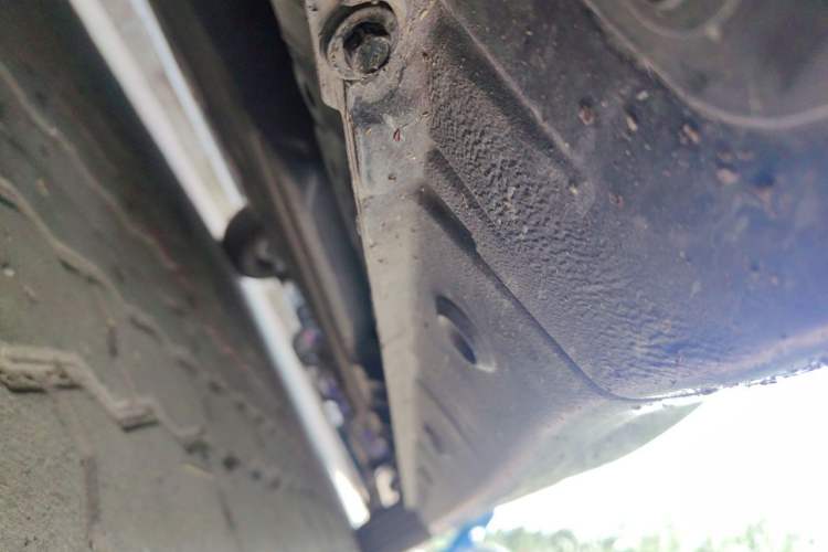 Used Wuling Zhiguang New Energy 2025 Model 305km Ambitious Edition Chassis Front Left