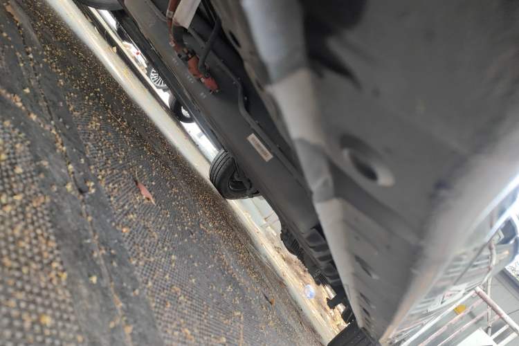 Used Wuling Zhiguang New Energy 2025 Comfort Model Chassis Front Left