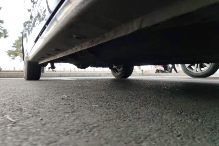 Used Wuling Zhiguang New Energy 2025 Model 305km Ambitious Edition Chassis Front Right
