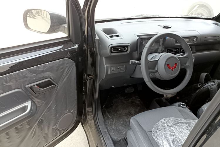 Used Wuling Zhiguang New Energy 2025 Comfort Model Driver Seat