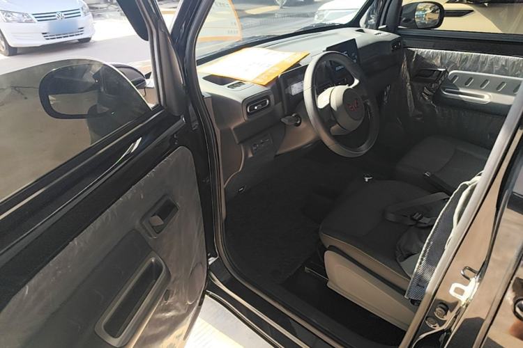 Used Wuling Zhiguang New Energy 2025 Comfort Model Driver Seat