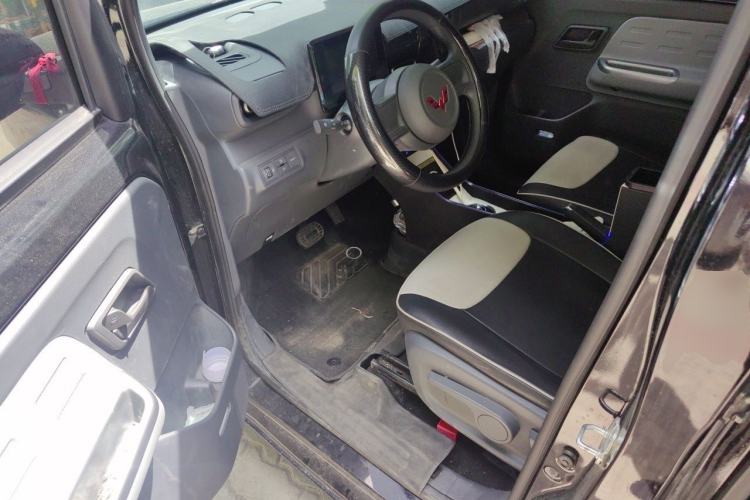 Used Wuling Zhiguang New Energy 2025 Model 305km Ambitious Edition Driver Seat