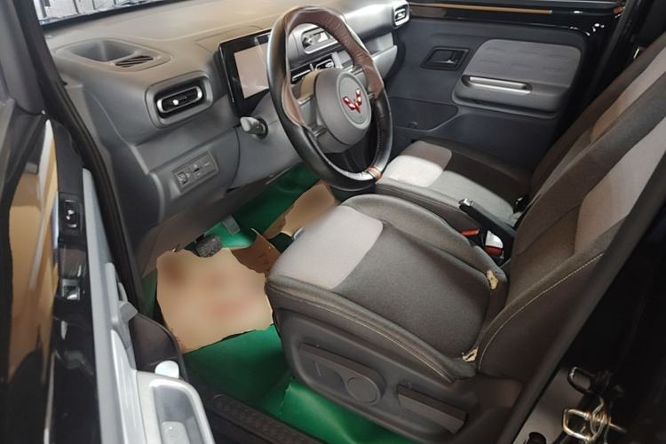 Used Wuling Zhiguang New Energy 2025 Model 305km Ambitious Edition Driver Seat