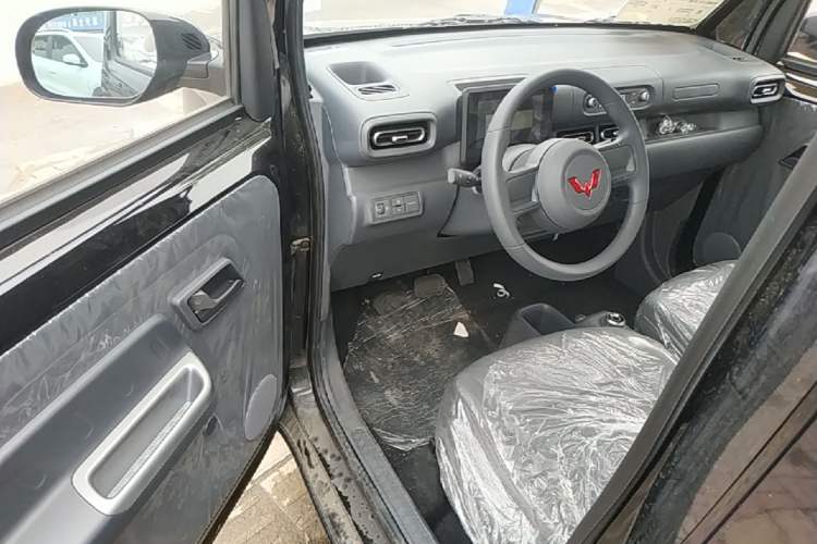 Used Wuling Zhiguang New Energy 2025 Comfort Model Driver Seat