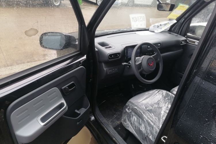 Used Wuling Zhiguang New Energy 2025 Model 305km Ambitious Edition Driver Seat