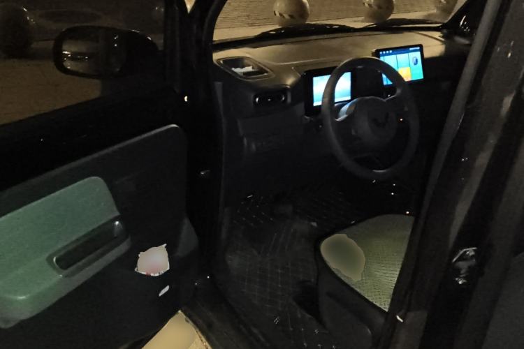Used Wuling Zhiguang New Energy 2025 Model 305km Ambitious Edition Driver Seat