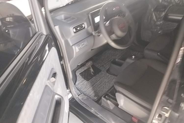 Used Wuling Zhiguang New Energy 2025 Comfort Model Driver Seat