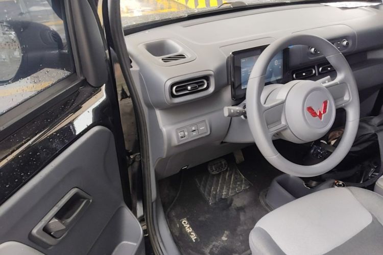 Used Wuling Zhiguang New Energy 2025 Model 305km Ambitious Edition Driver Seat