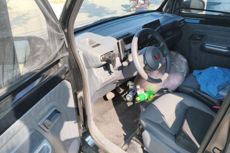 Used Wuling Zhiguang New Energy 2025 Standard Model Driver Seat