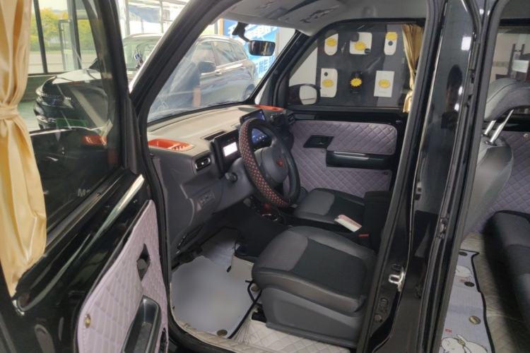 Used Wuling Zhiguang New Energy 2025 Comfort Model Driver Seat