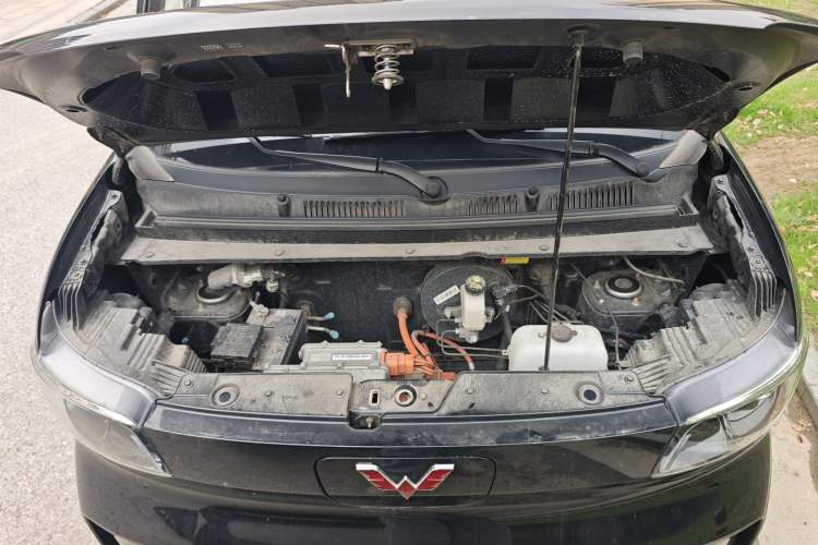 Used Wuling Zhiguang New Energy 2025 Comfort Model Engine Bay