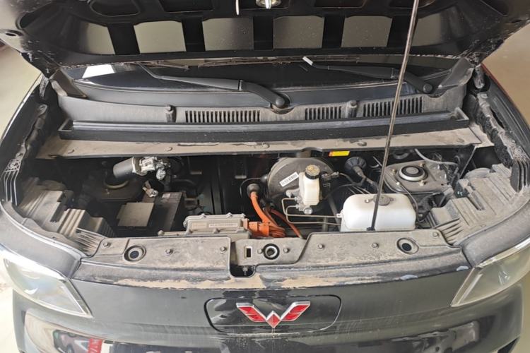 Used Wuling Zhiguang New Energy 2025 Comfort Model Engine Bay