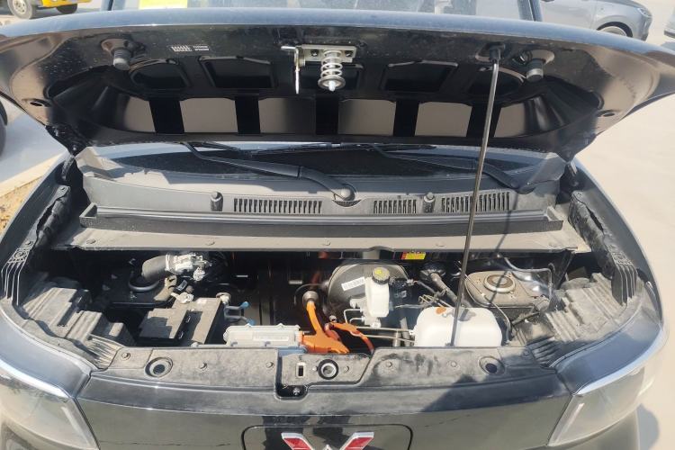 Used Wuling Zhiguang New Energy 2025 Model 305km Ambitious Edition Engine Bay