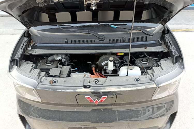 Used Wuling Zhiguang New Energy 2025 Comfort Model Engine Bay