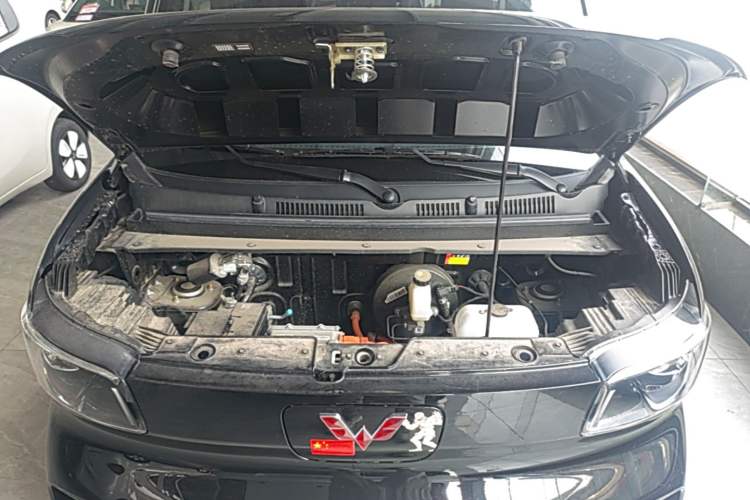 Used Wuling Zhiguang New Energy 2025 Comfort Model Engine Bay