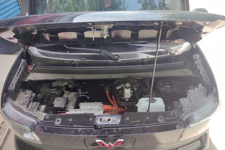 Used Wuling Zhiguang New Energy 2025 Model 305km Ambitious Edition Engine Bay