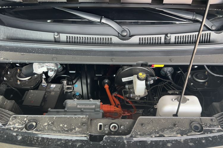 Used Wuling Zhiguang New Energy 2025 Model 305km Ambitious Edition Engine Bay