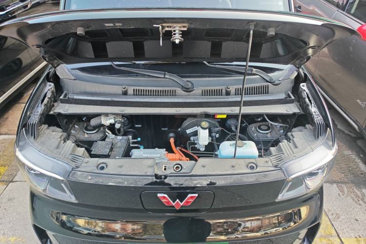 Used Wuling Zhiguang New Energy 2025 Comfort Model Engine Bay
