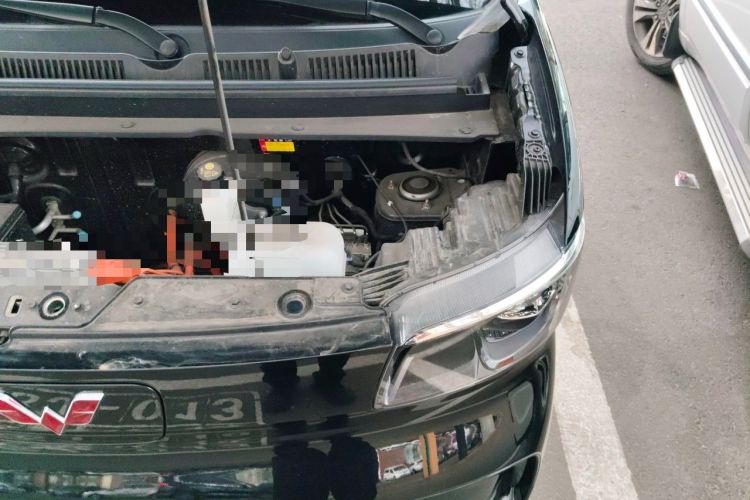 Used Wuling Zhiguang New Energy 2025 Model 305km Ambitious Edition Engine Bay Left
