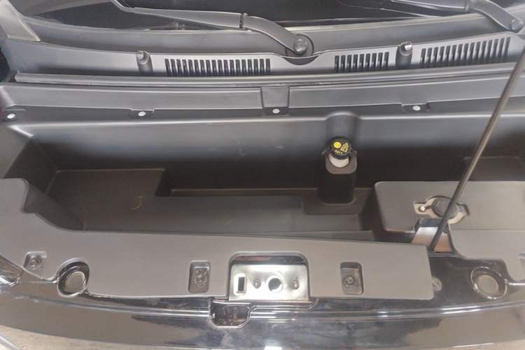 Used Wuling Zhiguang New Energy 2025 Comfort Model Engine Bay