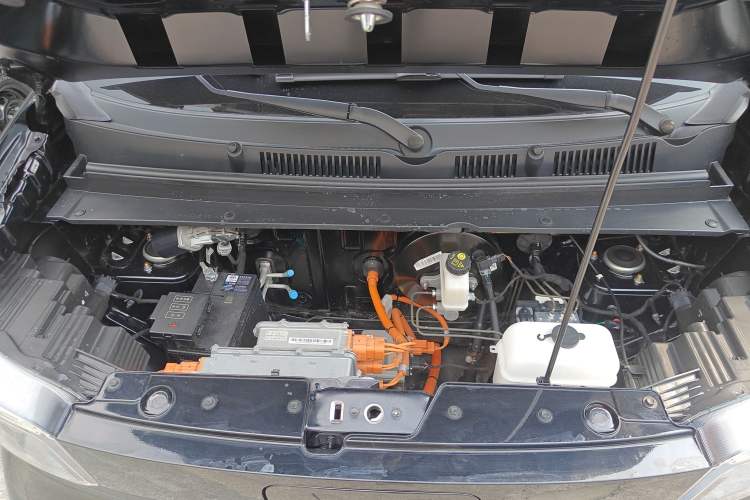 Used Wuling Zhiguang New Energy 2025 Comfort Model Engine Bay